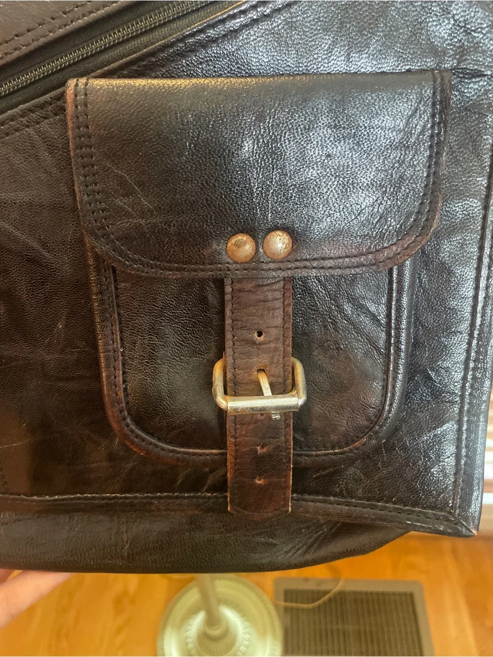 Grasslanders Australia Brown Leather Messenger Bag with Front Pocket (OL3)